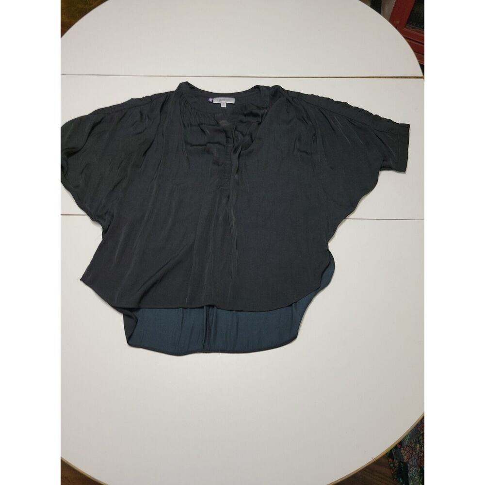 Jennider Lopez Womens Medium Blouse Black Drop Short Sleeve V Neck High Low Top
